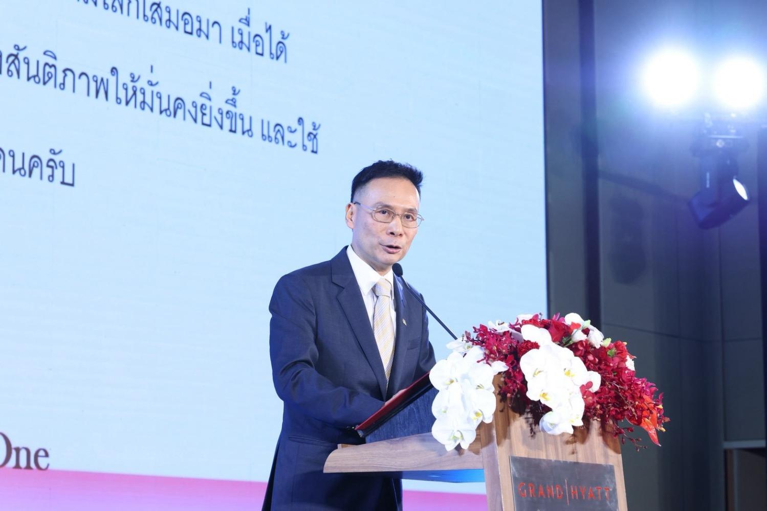 Taiwan Seeks Deeper Ties