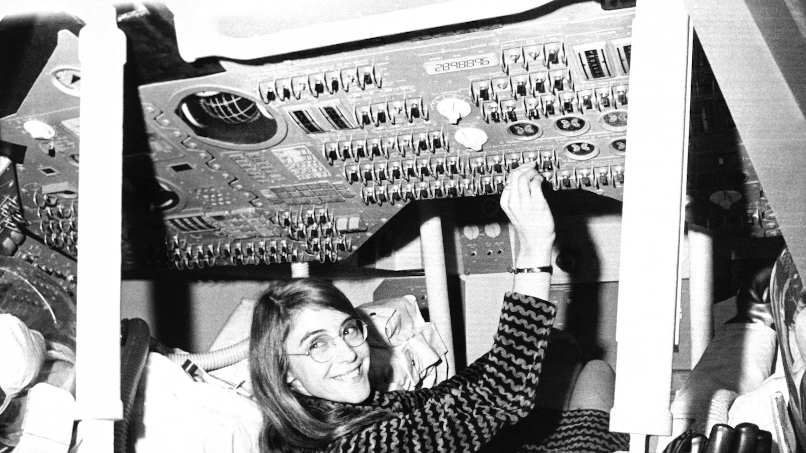 Margaret Hamilton Dies
