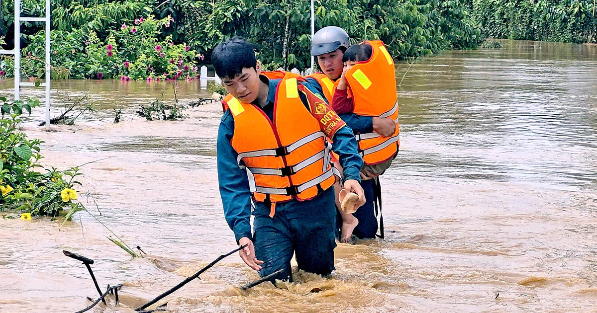 Mưa lớn gây ngập ở Lâm Đồng