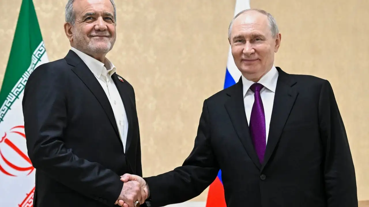 Putin Offers Help To End Iran War