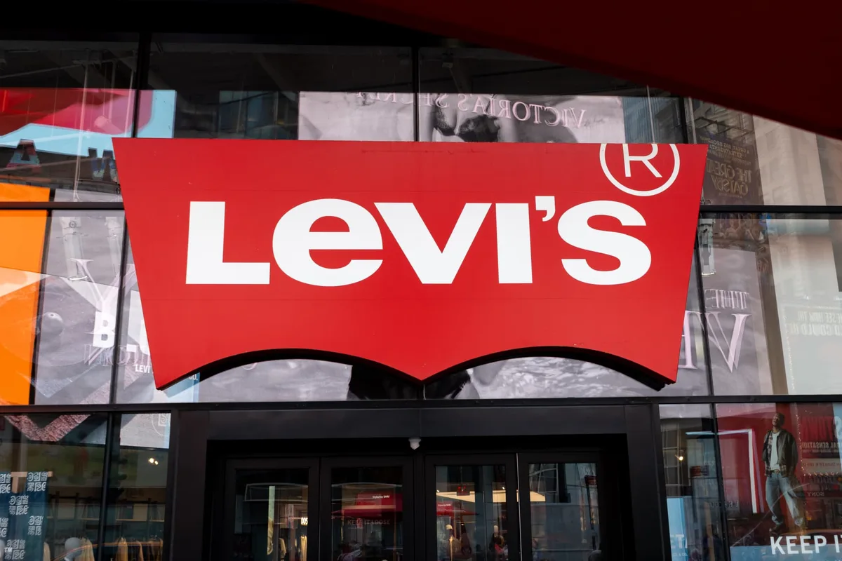 Levi Strauss Beats Earnings Expectations