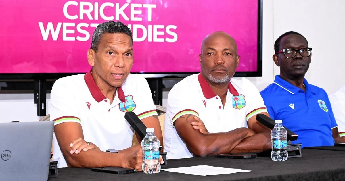 Red Force Players Wait