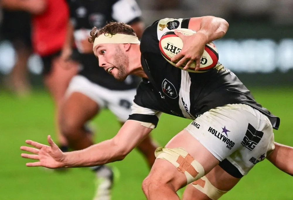 Lions Face Bulls