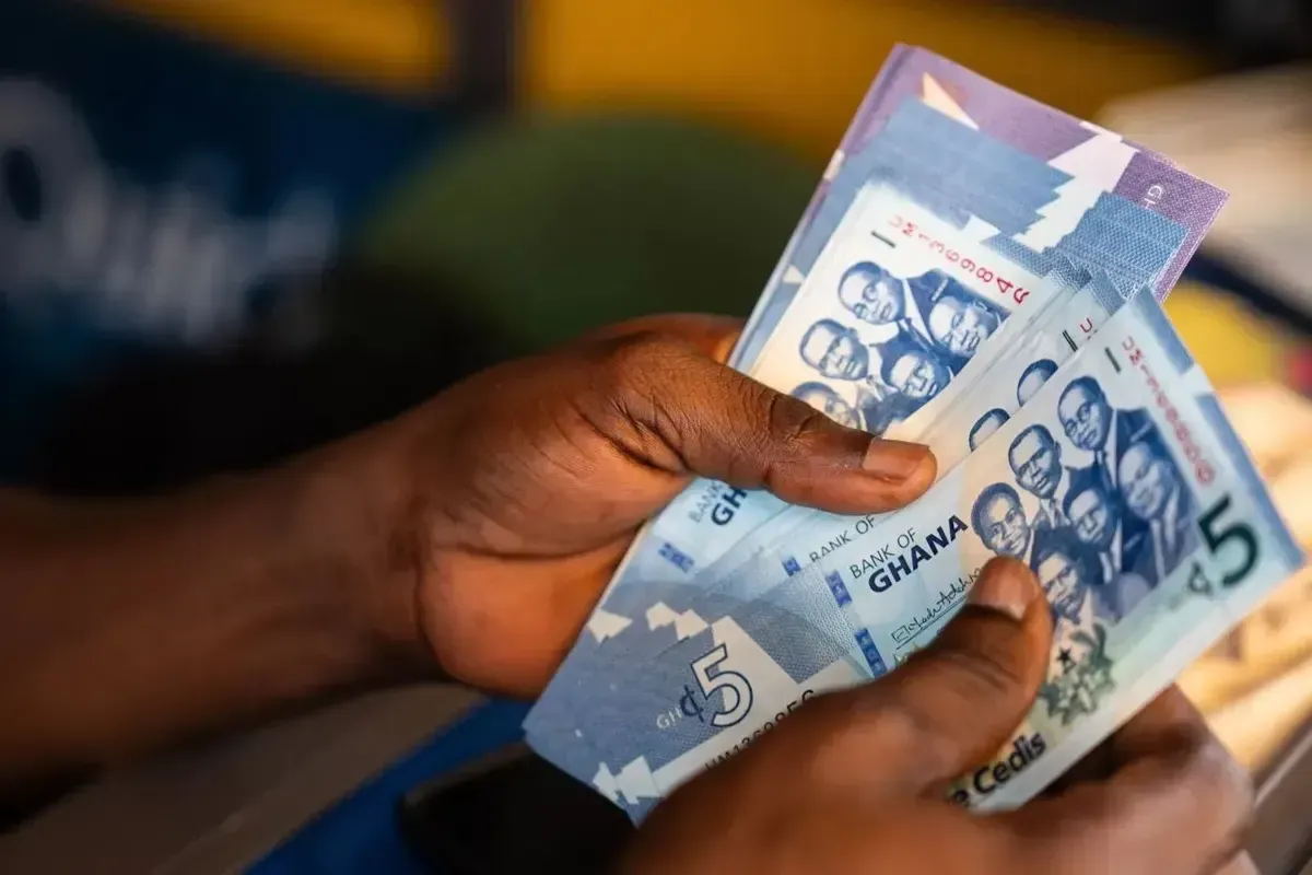 BoG Warns Against Repairing Torn Cedi Notes