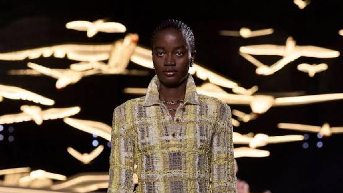 Rachel Ojuromi Debuts
