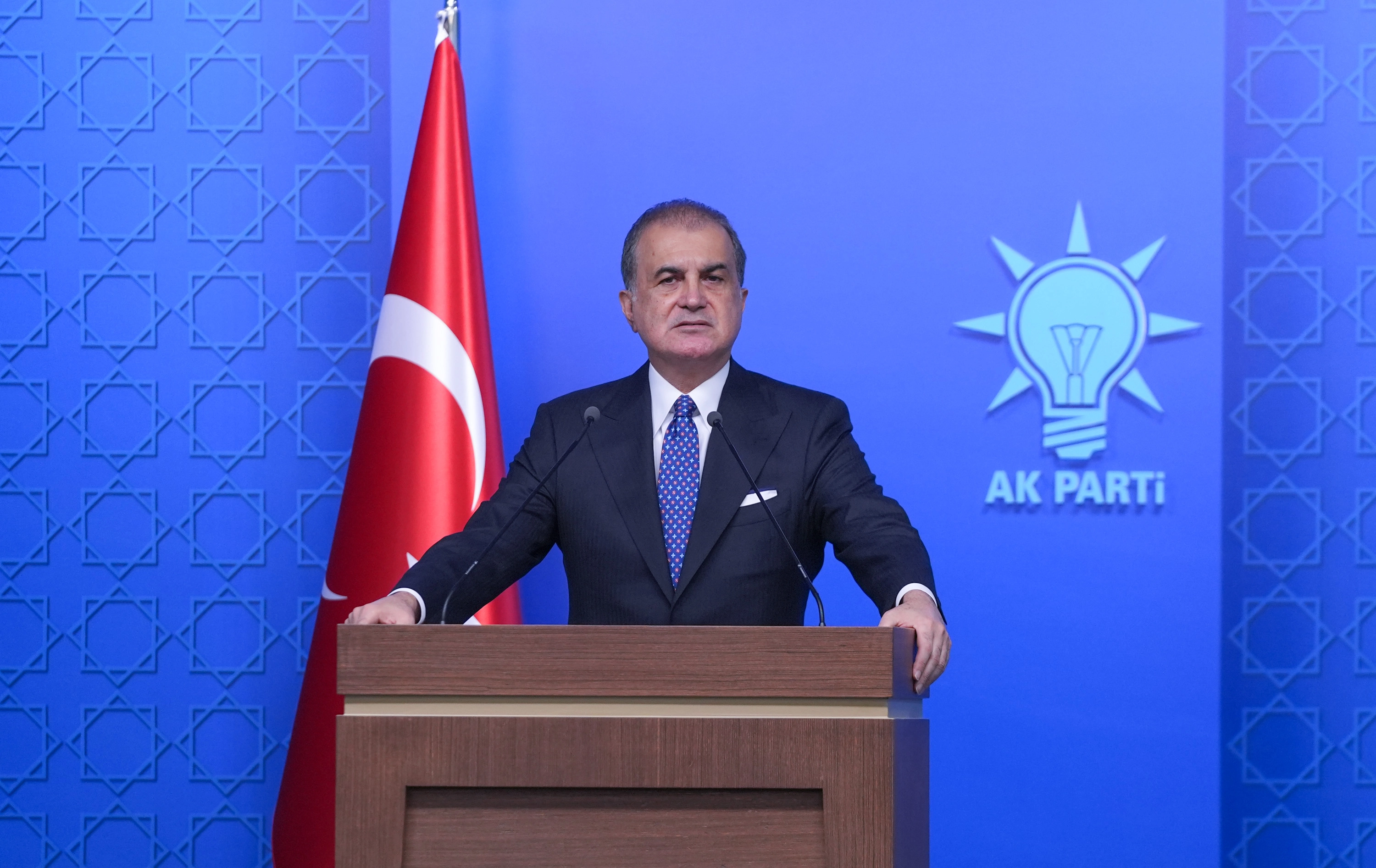 Ömer Çelik'ten açıklamalar