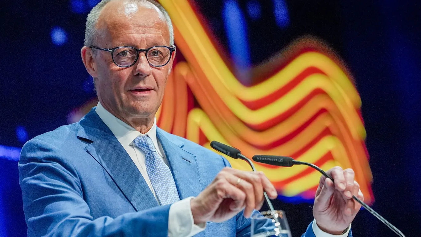 Merz warnt vor Rot-Rot-Grün